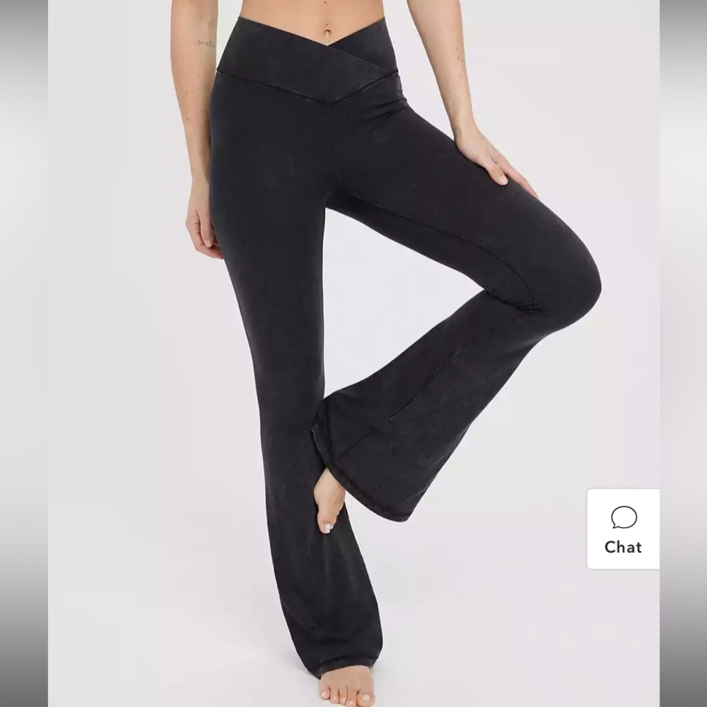 OFFLINE By Aerie Real Me Double Crossover Flare Legging